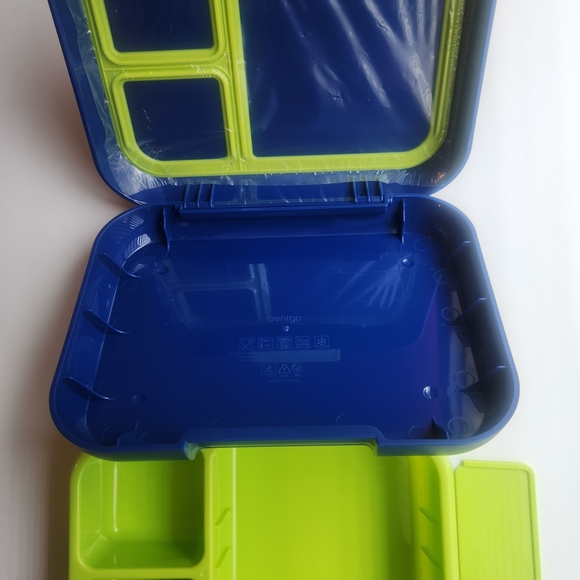 Bentgo Blue and Green Bento Lunch Box - Picture 2 of 9